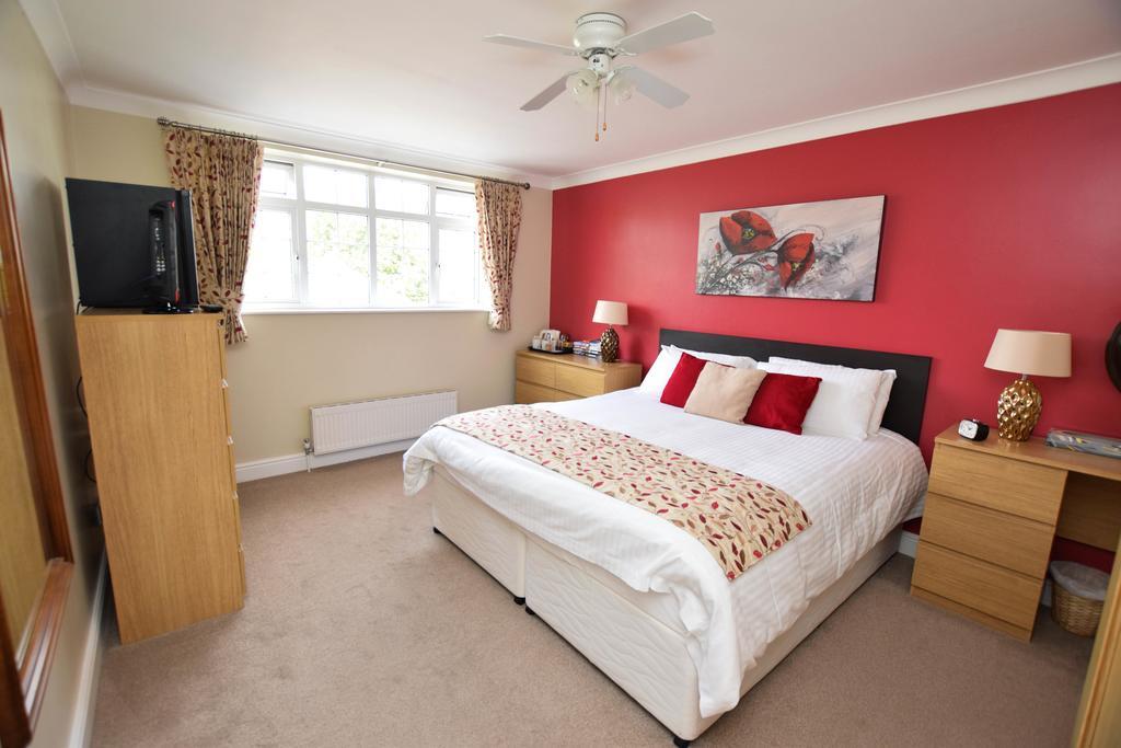 Dunmow Guest House Great Dunmow Εξωτερικό φωτογραφία